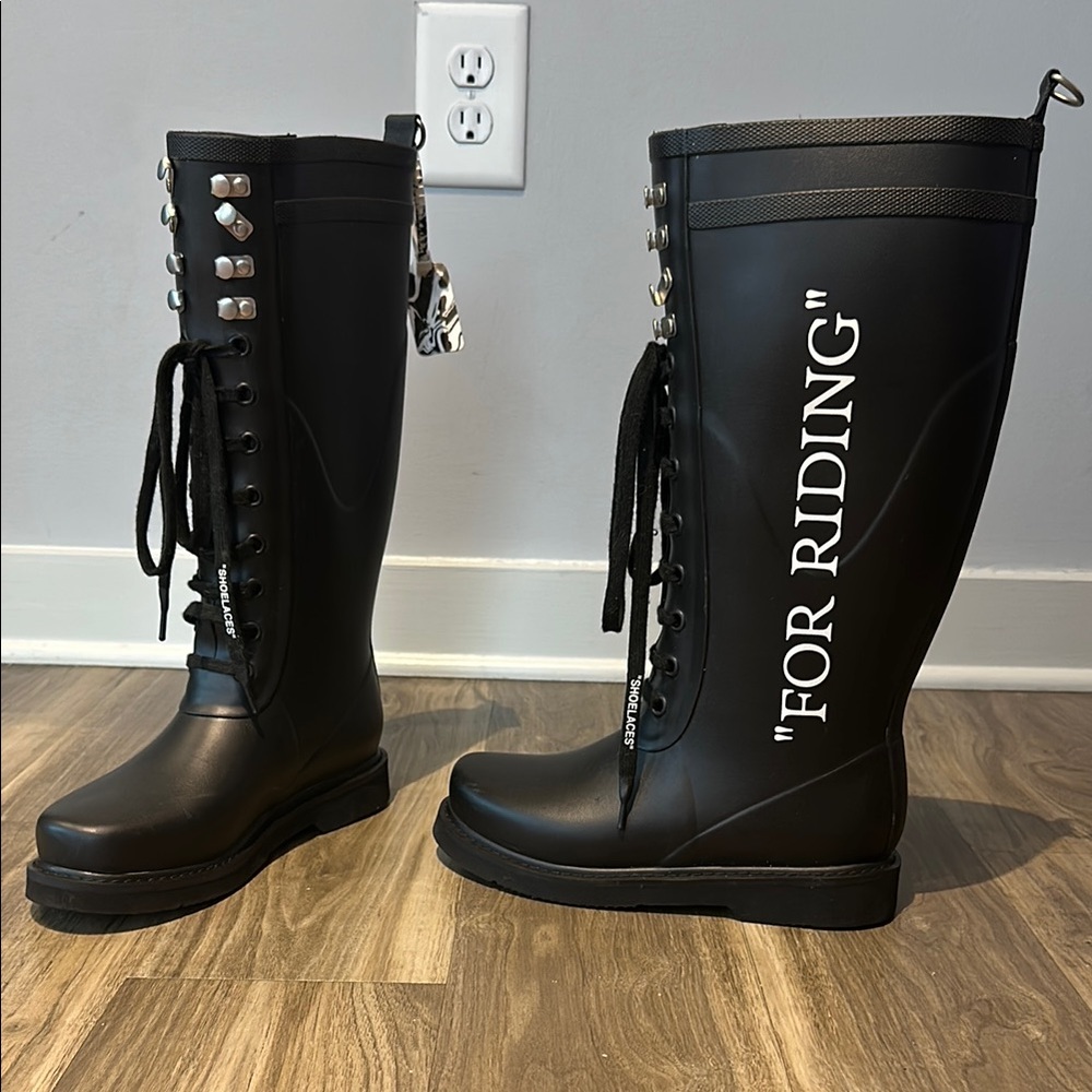 Off-White Black Winter Rain Boots with Lace-Up Design and Waterproof Material
